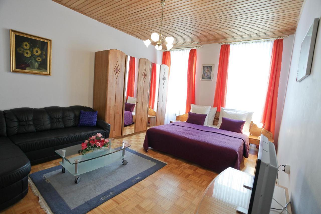 Mozart Apartments Viena Quarto foto