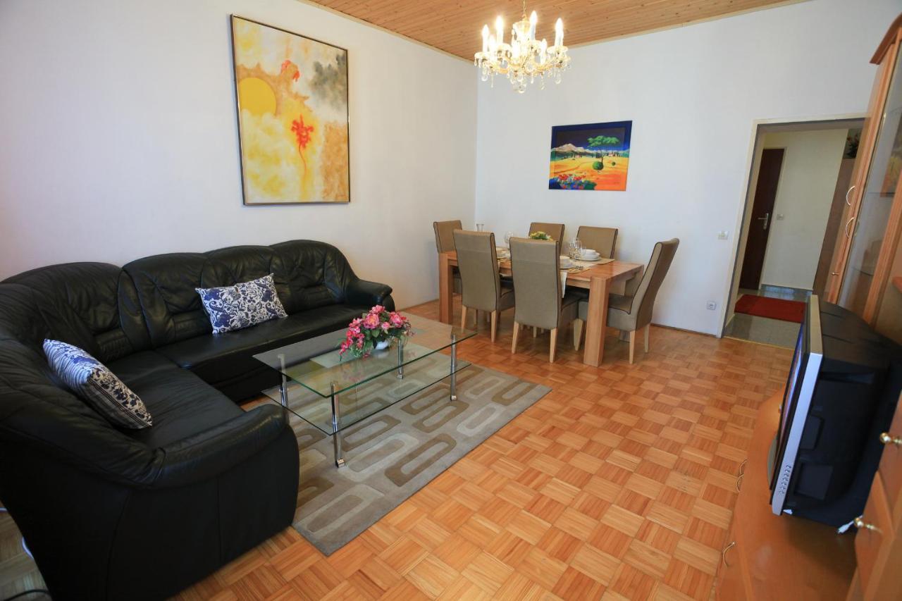 Mozart Apartments Viena Quarto foto